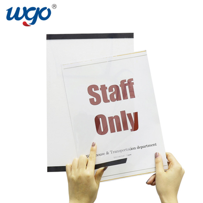 Τα A4 210mm X 297mm τοίχος τοποθέτησαν το σαφές πλαστικό υλικό ODM κατόχων σημαδιών